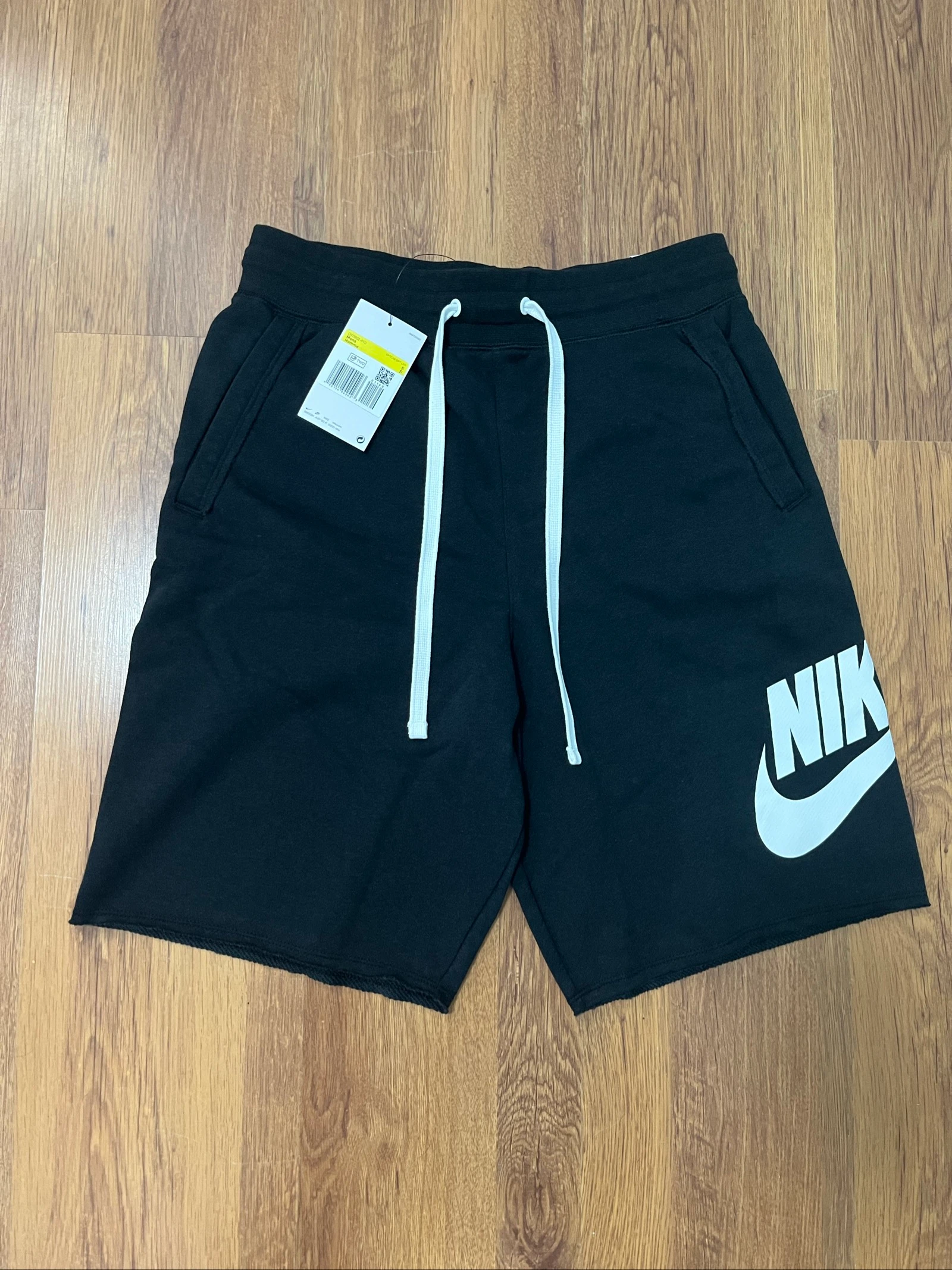 Short nike